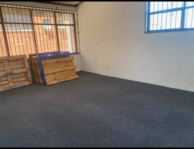 210M² OFFICE TO LET IN PINETOWN CENTRAL